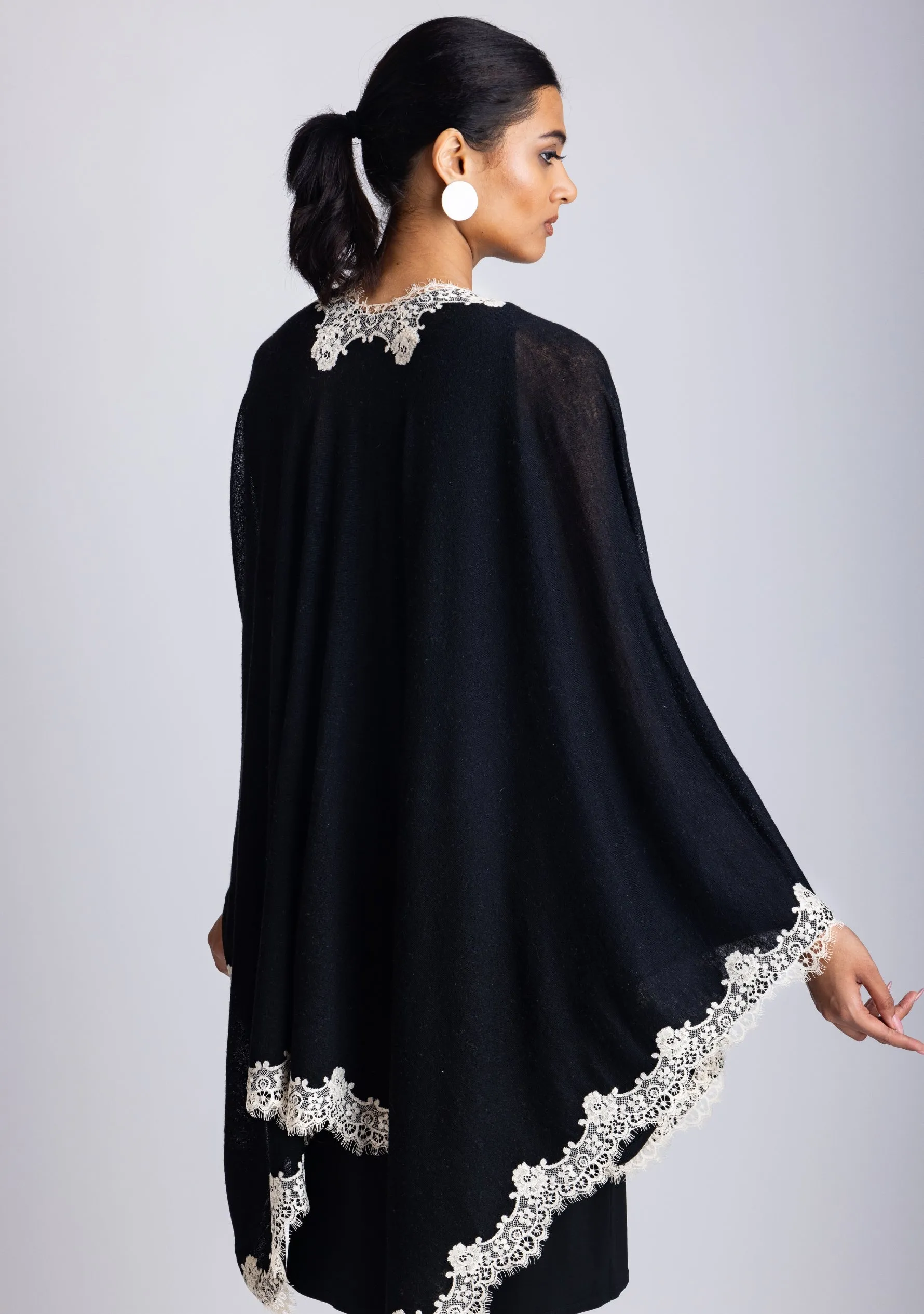 Black Knitted Merino Wool Cape with a Scalloped Beige Filigree Lace Border