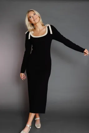 Diana Sweater Dress in Black