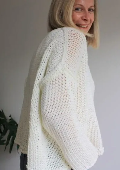 Easy Knitting Pattern - Best Beginners Easy Knit Sweater