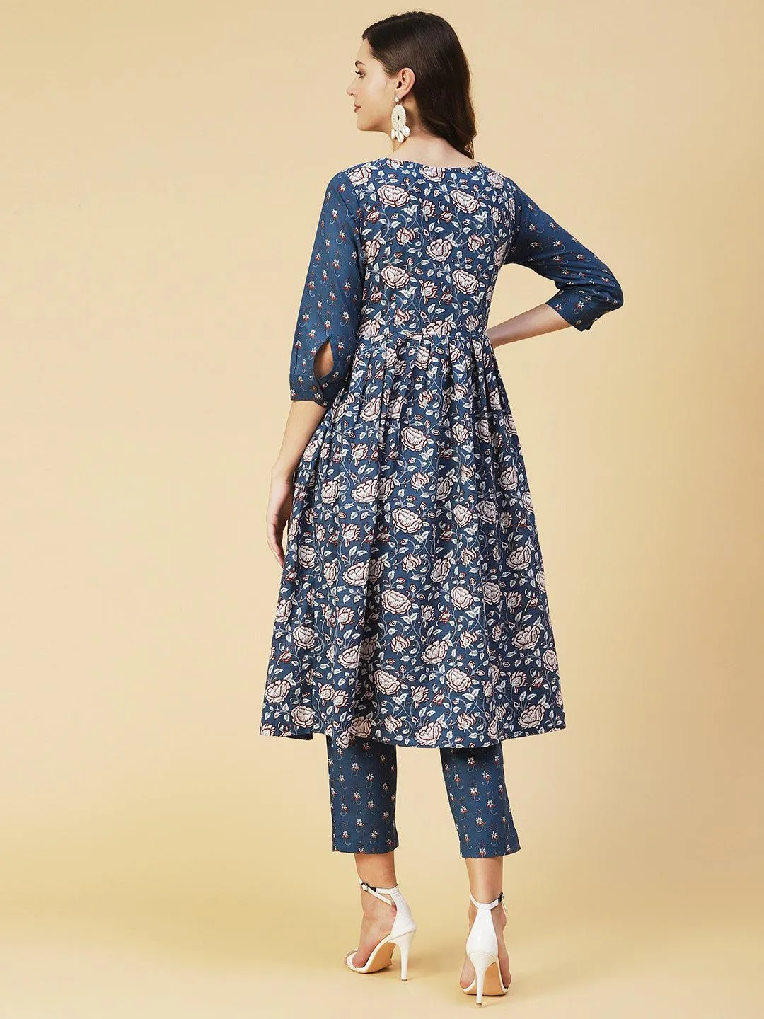 Ethnic Floral Printed A-Line Kurta with Pant - Blue