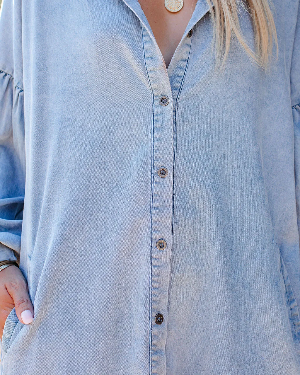 Goldendale Pocketed Chambray Button Down Tunic