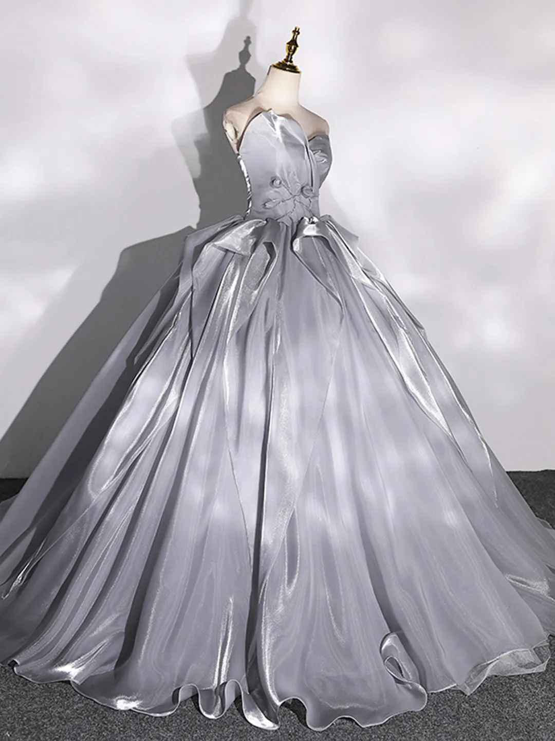 Gray Strapless Tulle Long Ball Gown A-Line Evening Dress Formal Dress