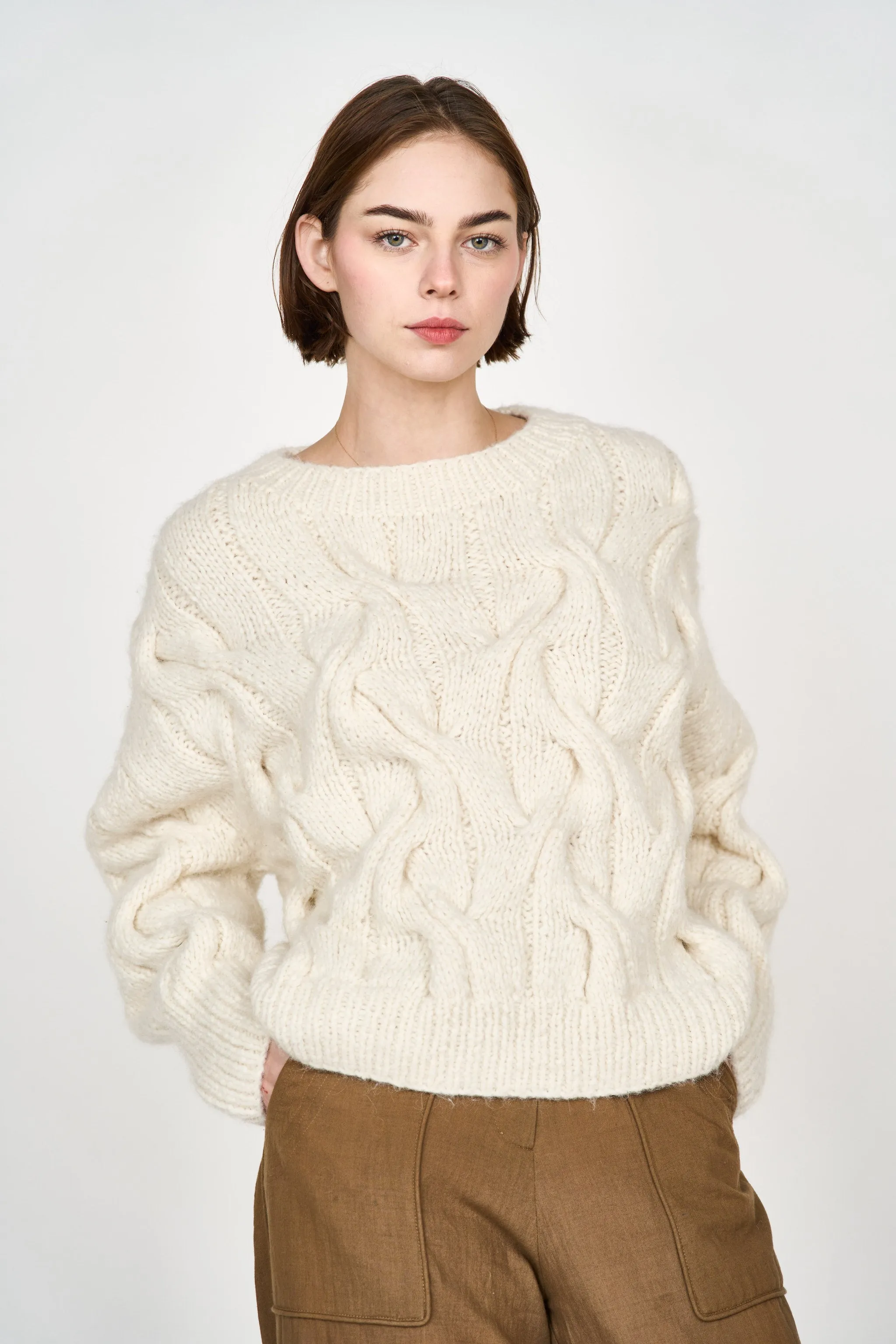 Handknit Cortina Cable Pullover in Cream