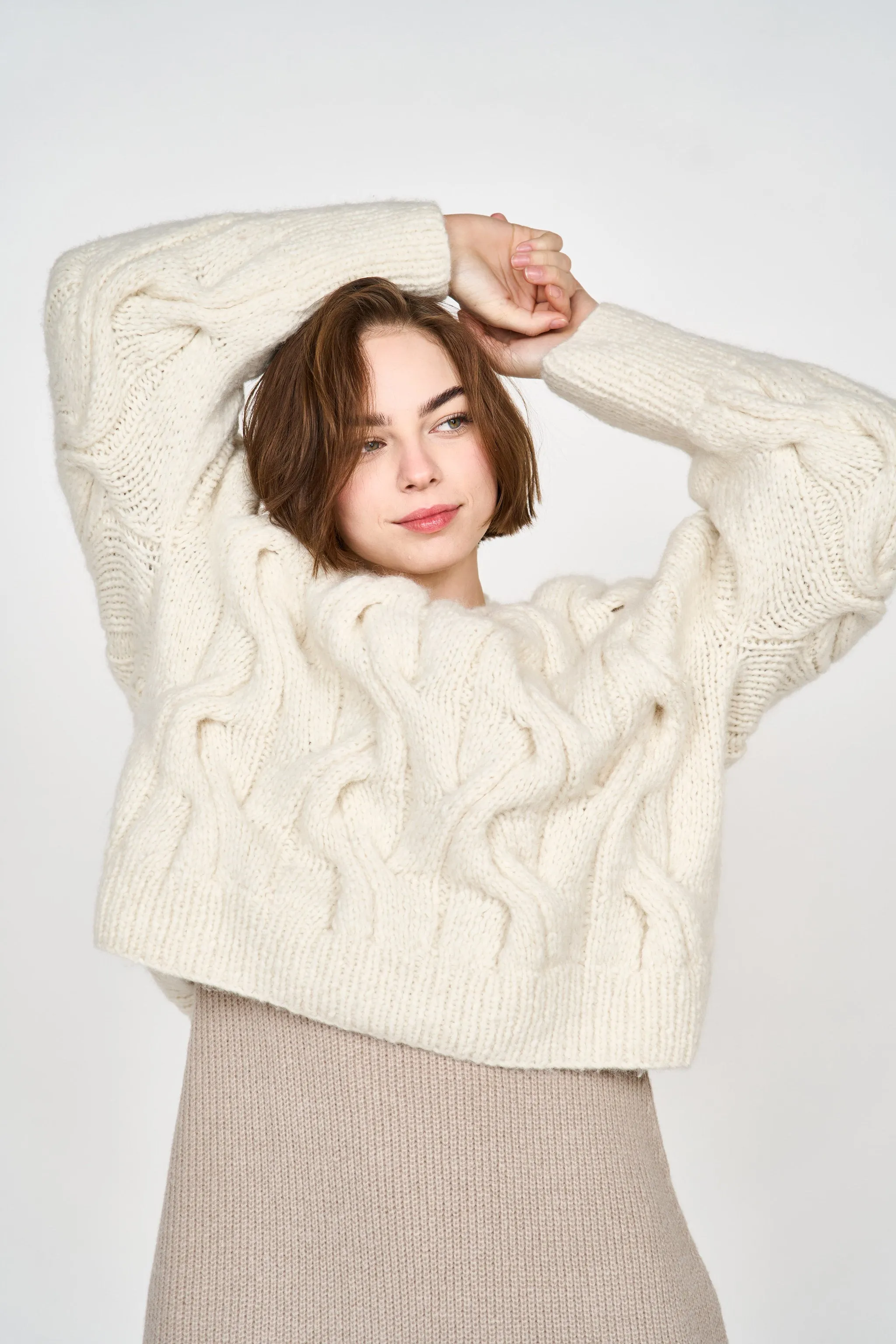 Handknit Cortina Cable Pullover in Cream