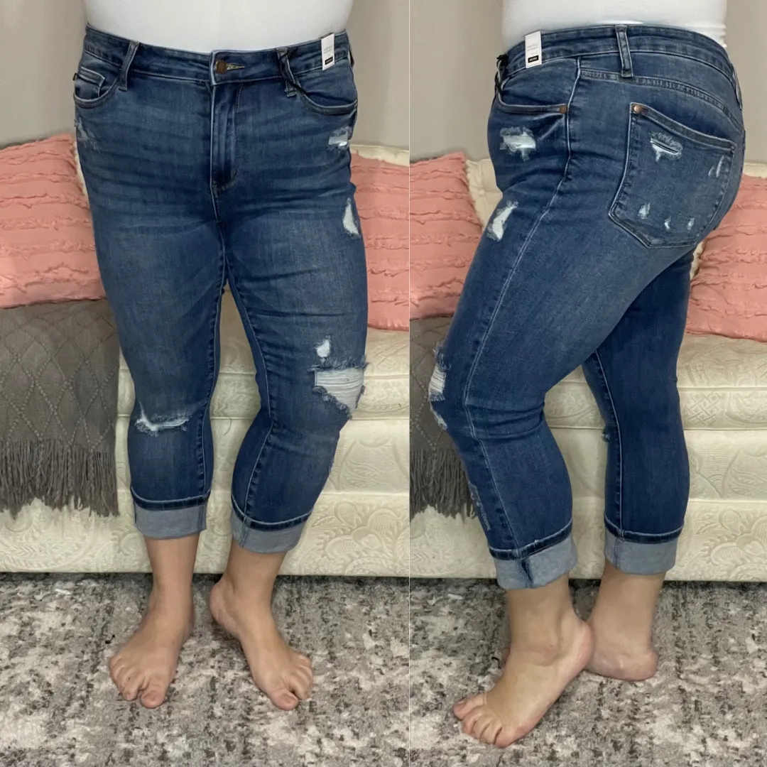 Judy Blue Distressed Cuffed Capri