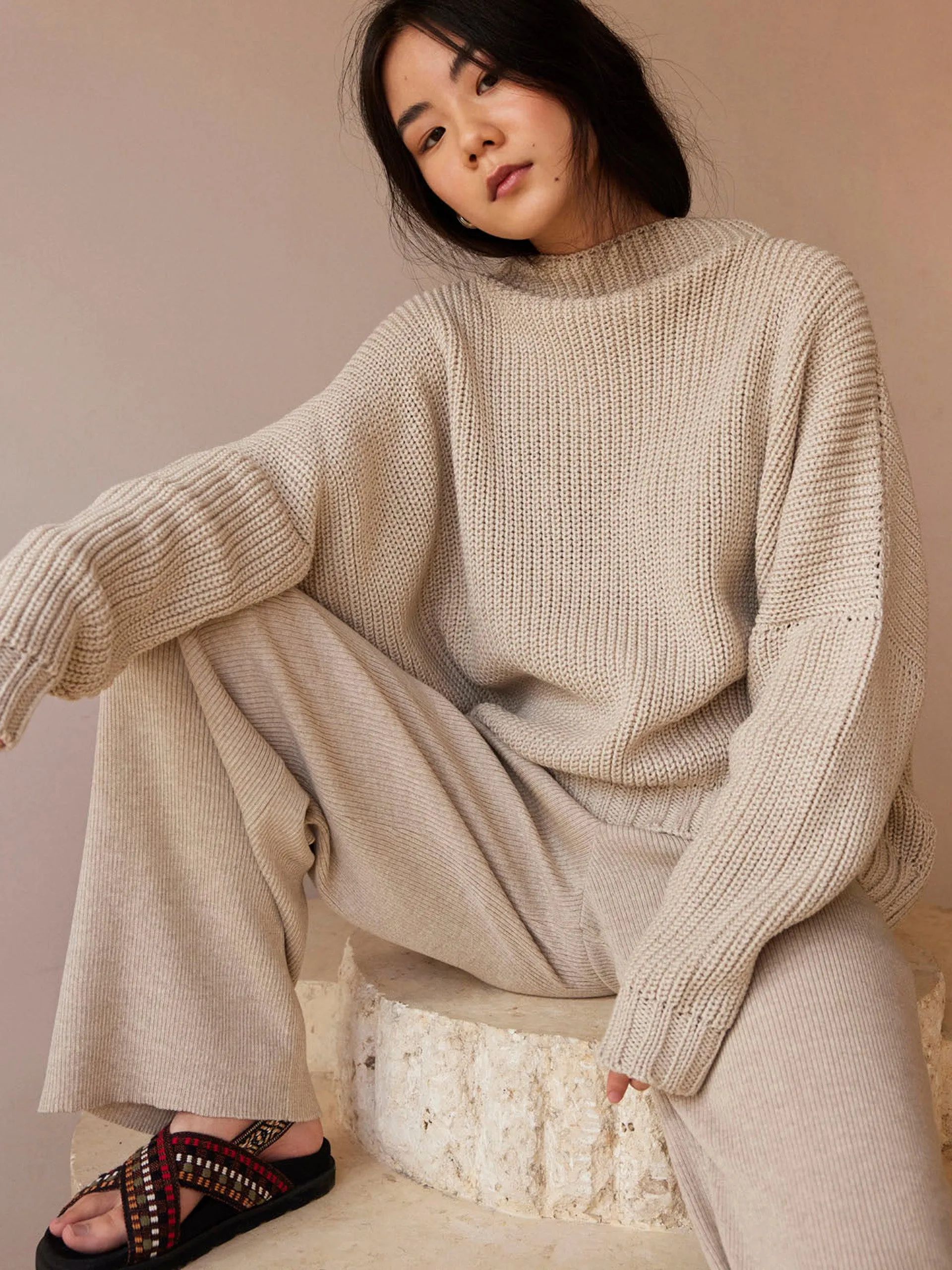 Laumės beige merino wool sweater