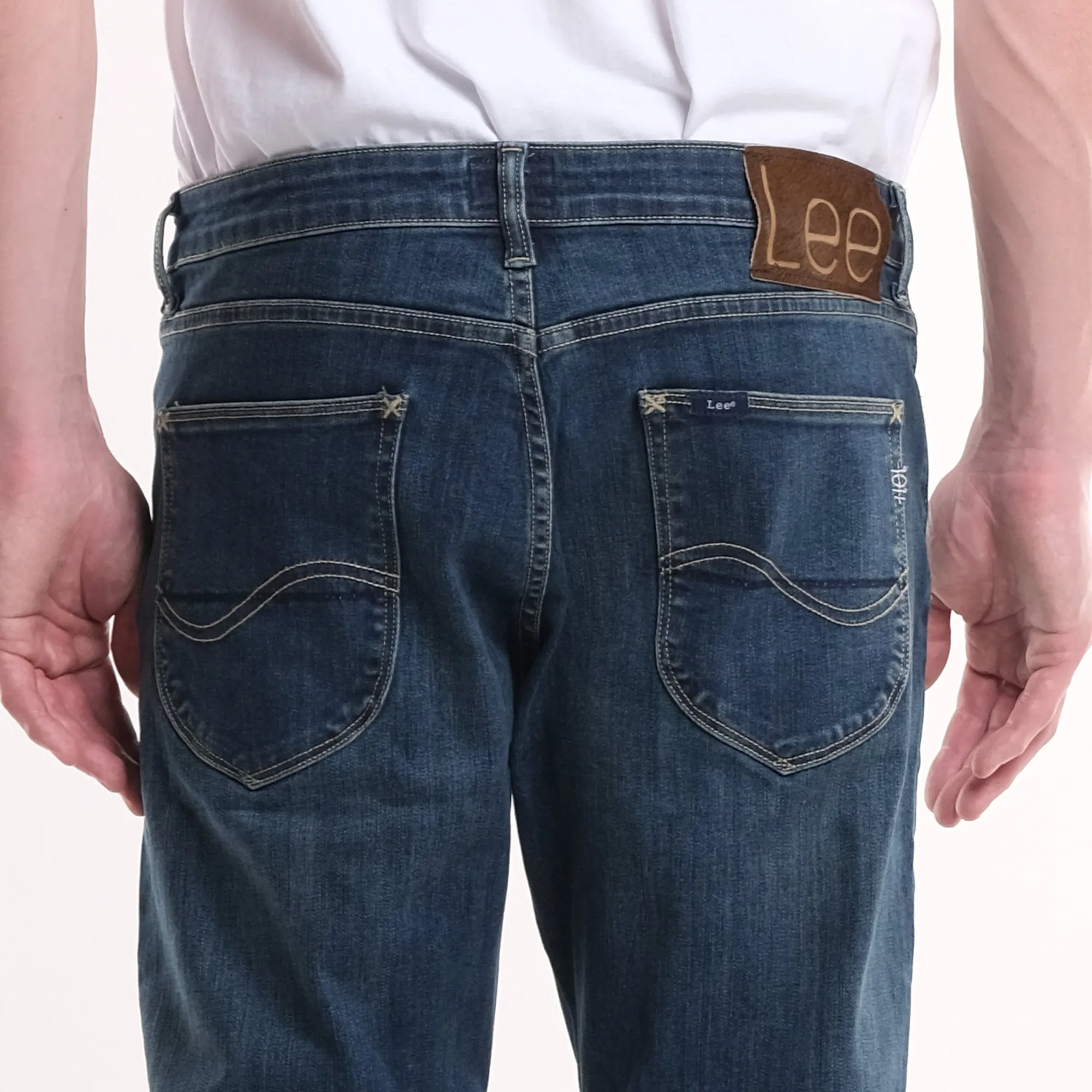 LEE MENS RAMONE SLIM NARROW DENIM PANTS IN MID VINTAGE WORN