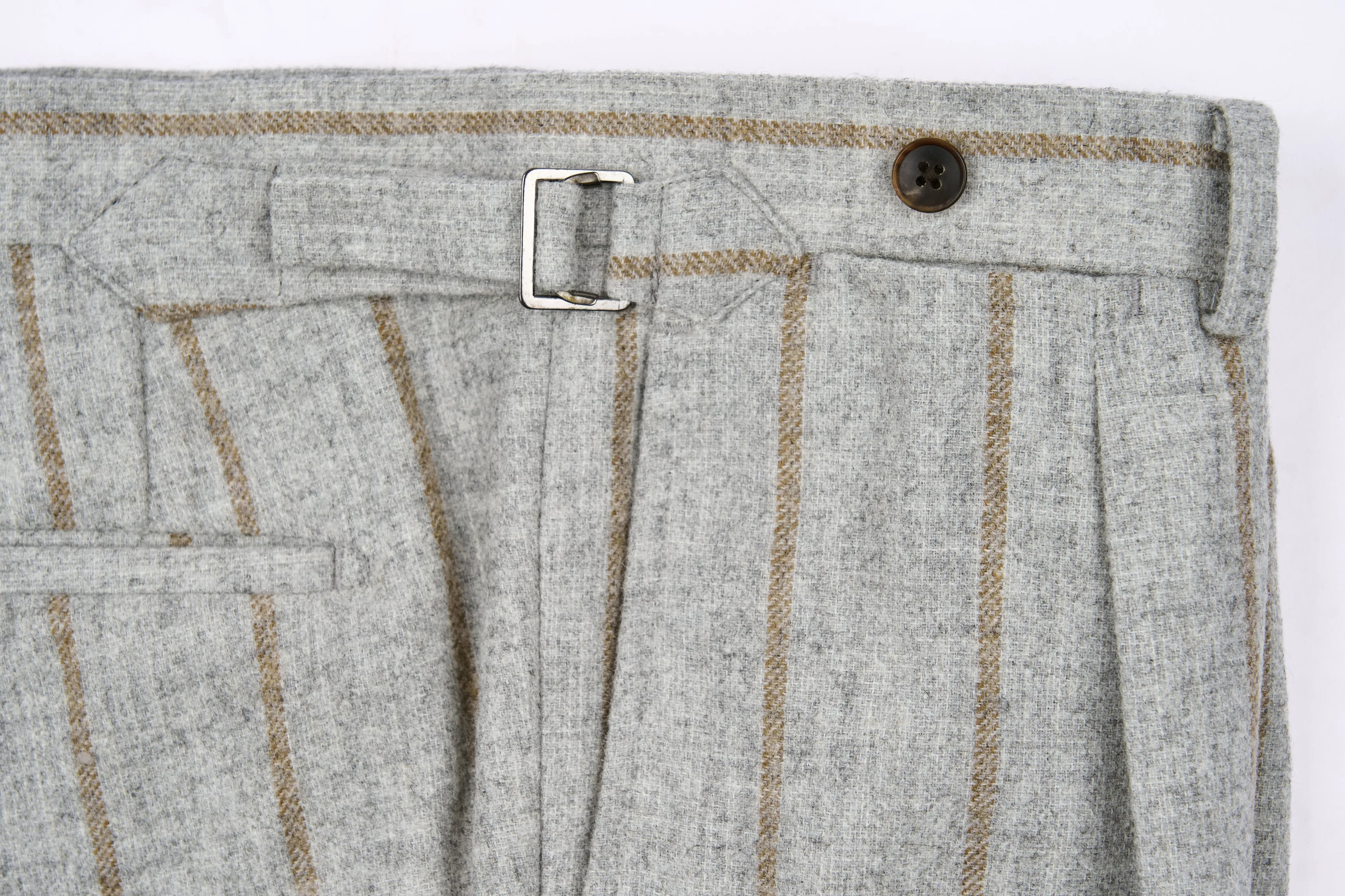 New SUITREVIEW Elmhurst Light Gray Cinnamon Stripe Alpaca and Wool Ferla Suit - Size 40R (Other Sizes Special Order)