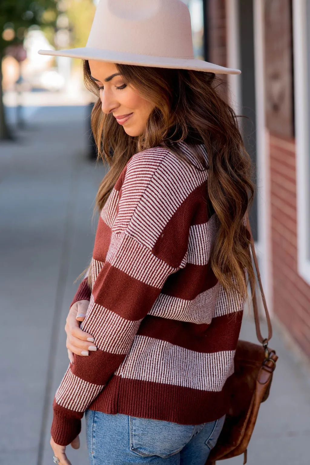 Rib Trimmed Stitched Line Sweater