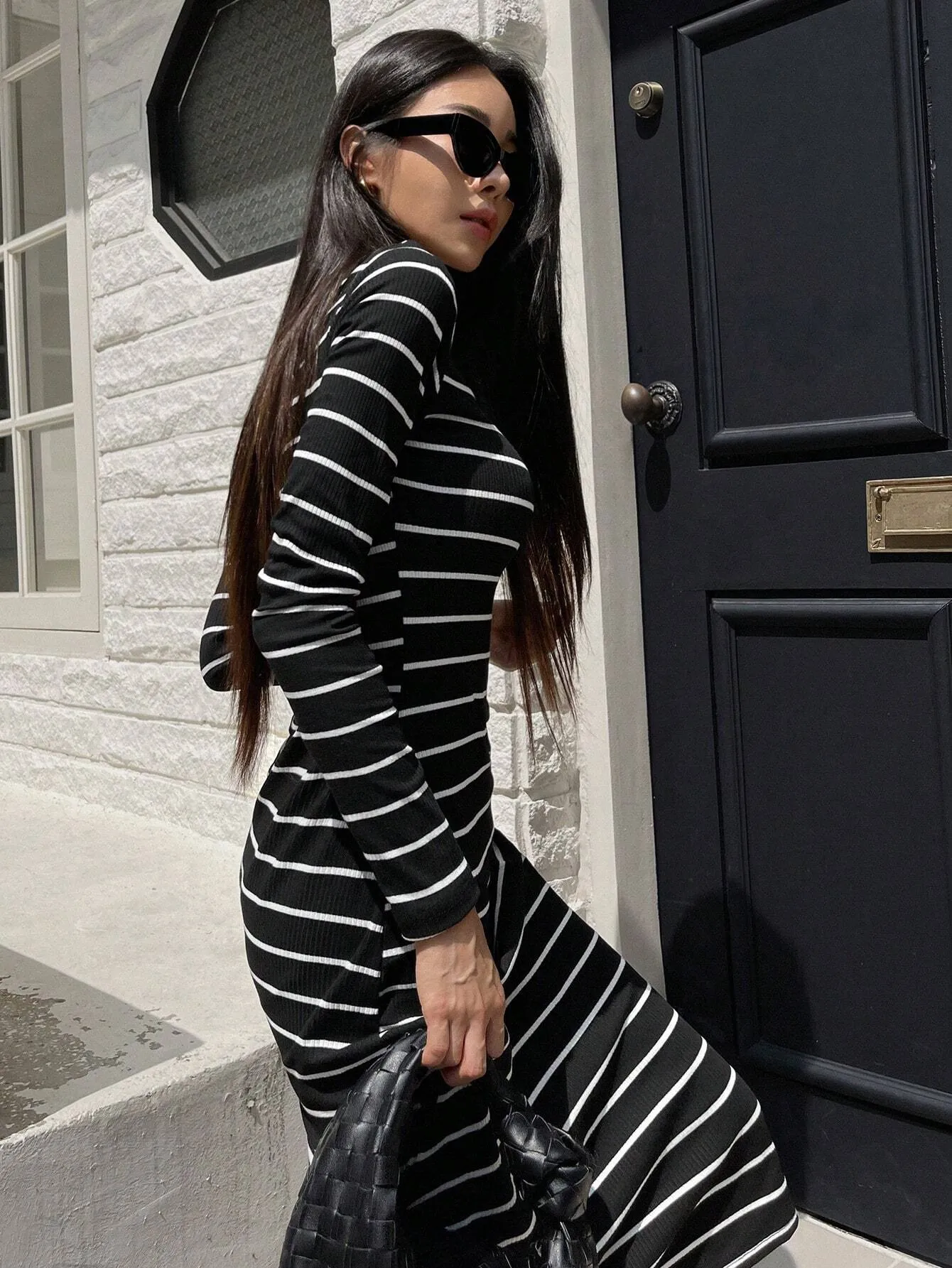 SHEIN DAZY Women's Round Neck Long Sleeve Striped Simple Casual Dress