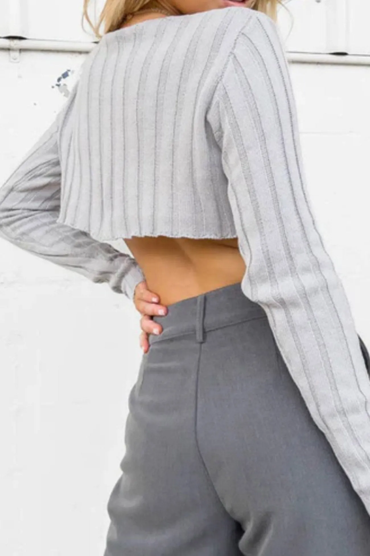 Solid Ribbed Crew Neck Cropped Sweater