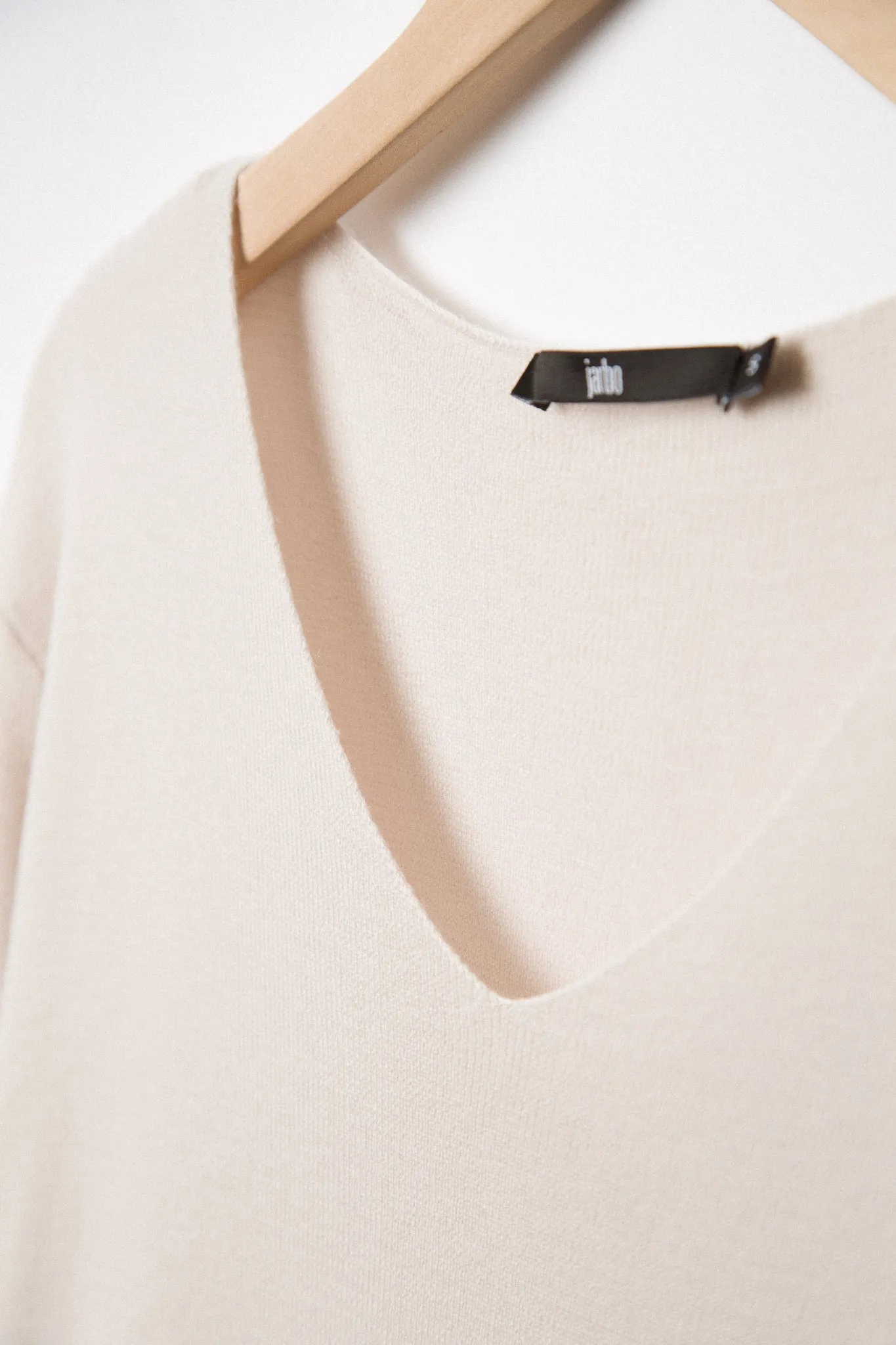 STELLA V NECK TUNIC IN ITALIAN MERINO