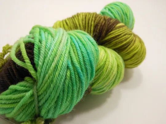 Ville: Tie Off ~ Superwash Merino Wool