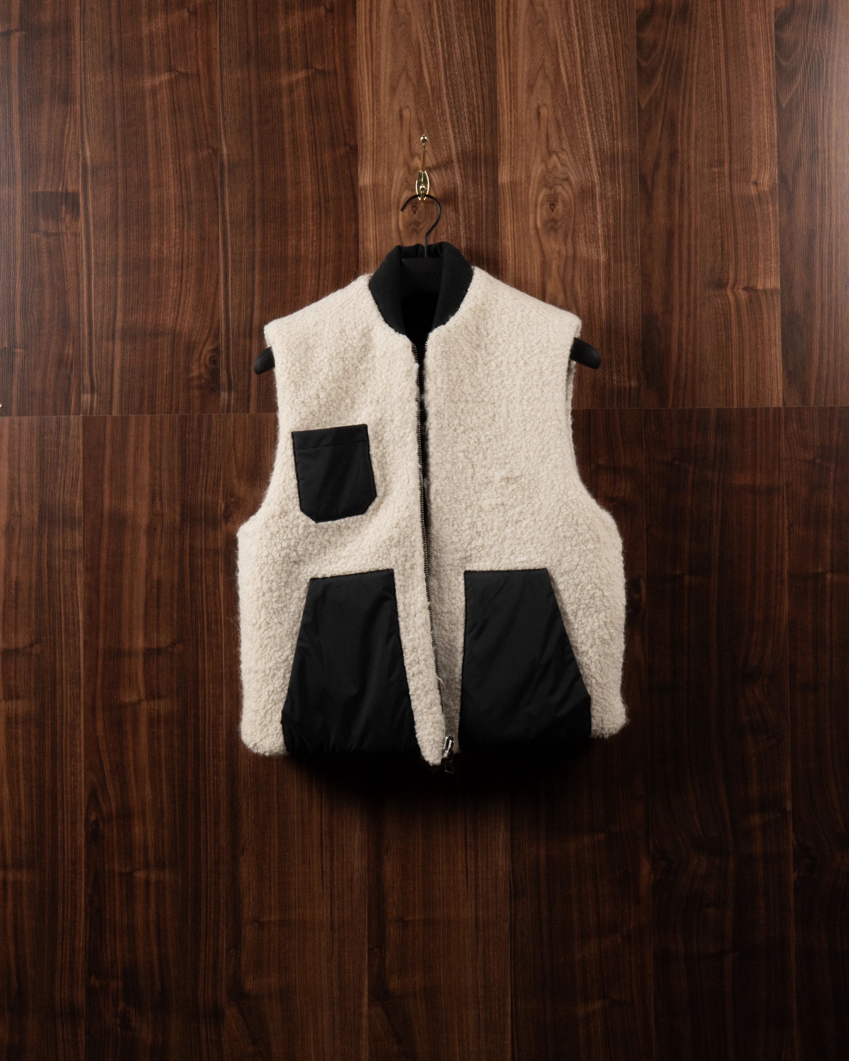 WHYAT REVERSIBLE NYLON/SHERPA VEST DARK GREEN/ WHITE TERRY